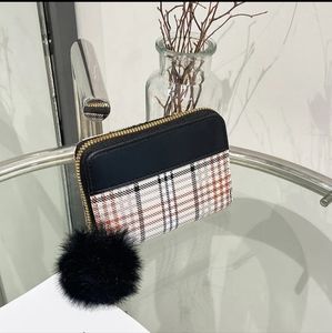 Women's Black Plaid Short Wallet